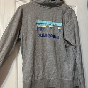 Patagonia Light Gray Full Zip-Up Hoodie with Blue Logo Medium